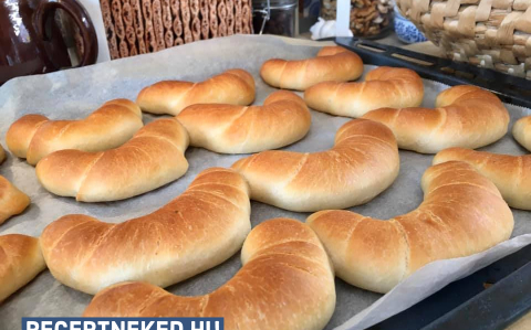 Tejes kifli
