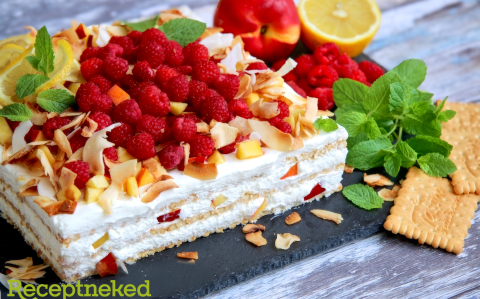 Sütés nélküli sajttorta nektarinnal