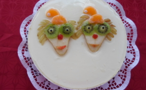 Bohócos pudingos torta