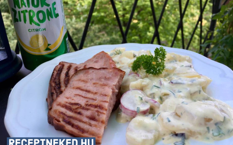 Burgonyasaláta kerti retekkel és zöldfűszerekkel