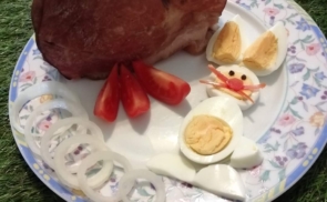 Főtt tarja nyuszi formás tojással