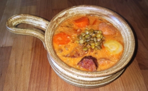 Lencseleves kolbásszal