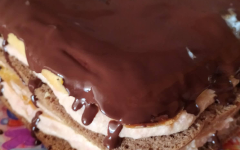 Méteres kalács tepsiben