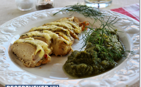 Sajtos csirkemell kapros zöldbabpürével