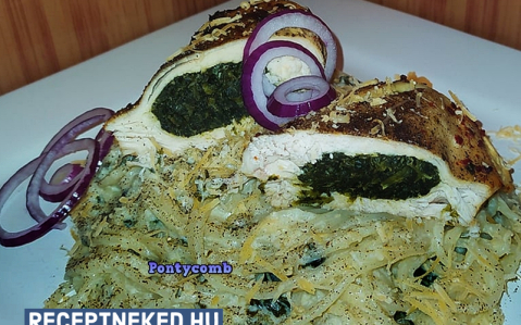 Spenótos csirkemell carbonara ágyon
