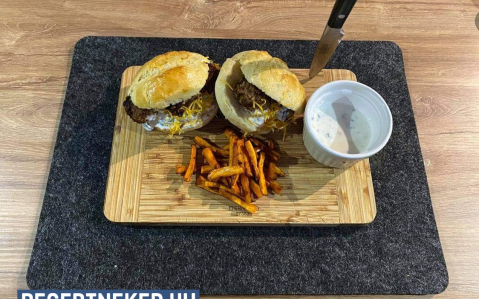 Pulyka kebab szendvics házi bucival