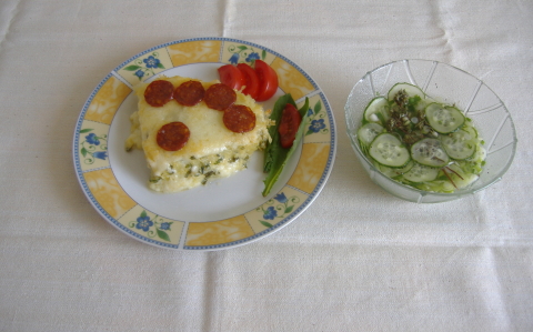 Medvehagymás, túrós puliszka