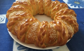 Kalácskoszorú fonással