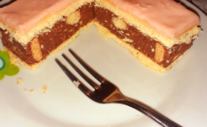 Békebeli puncs szelet