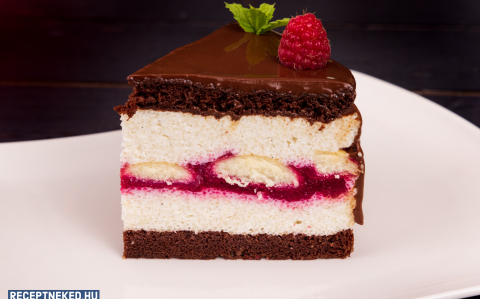 Gyümölcsös tejbegríz mousse torta
