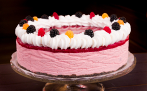 Erdei gyümölcsös torta