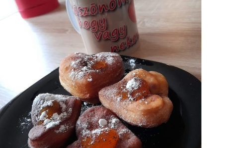 Szívecskés fánk