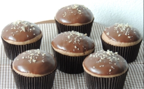 Lekvárral töltött mézeskalács muffin