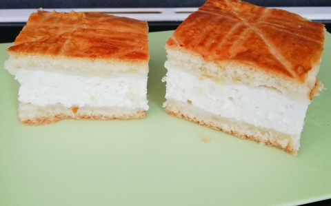 Túrós pite
