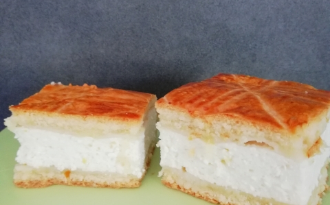 Túrós pite