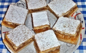 Almás pite