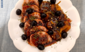 Tapenade-val töltött csirkecomb