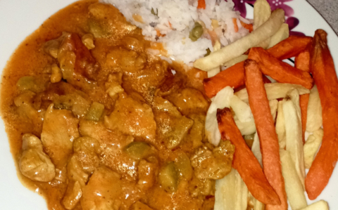 Sertés stroganoff