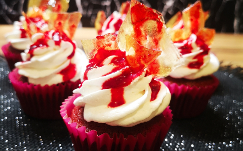 Halloweeni törött üveges muffin