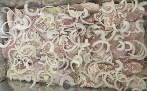 Omlós, sajtos-tejfölös csirkemell