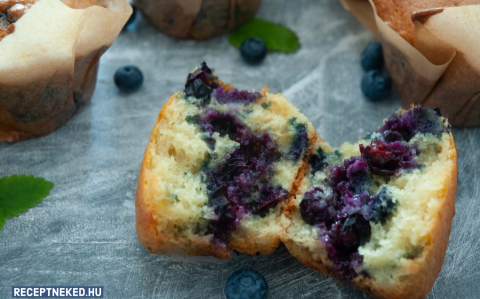 Áfonyás muffin