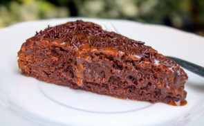 Csoki szószos brownie